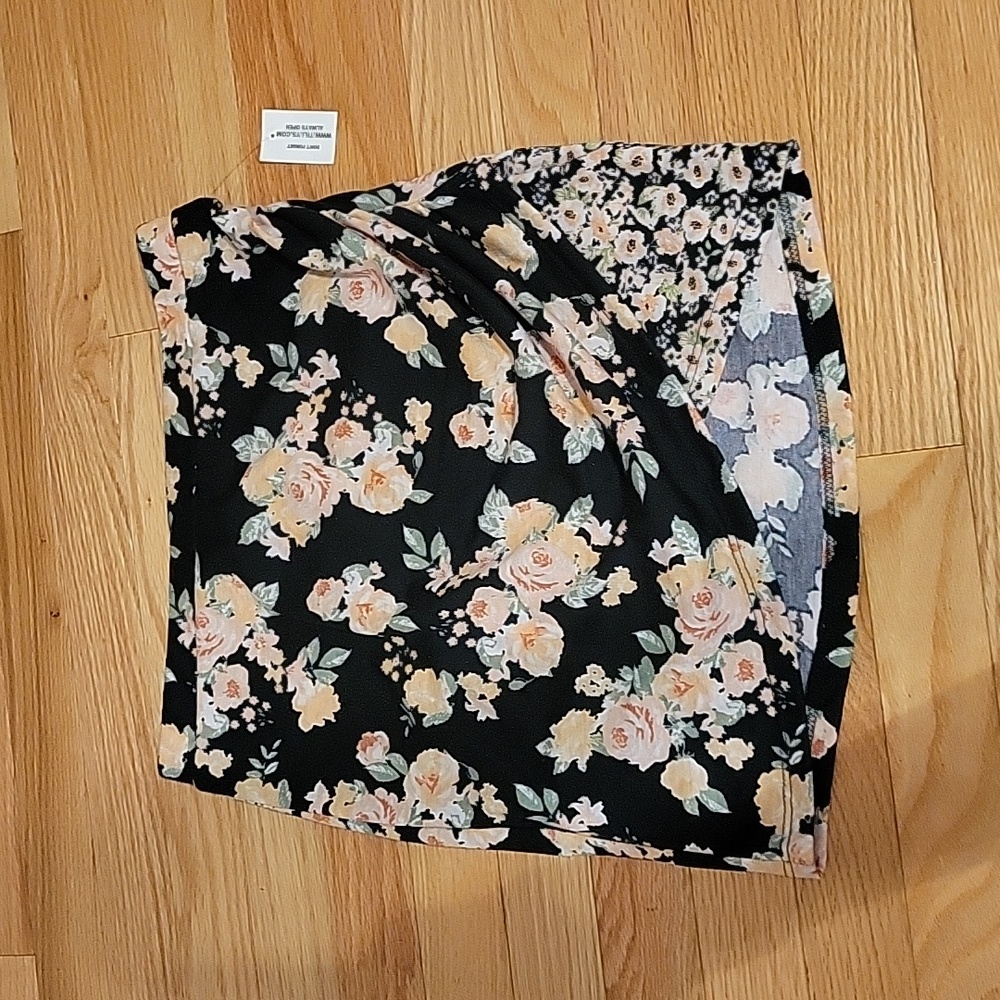 Tilly's tube top